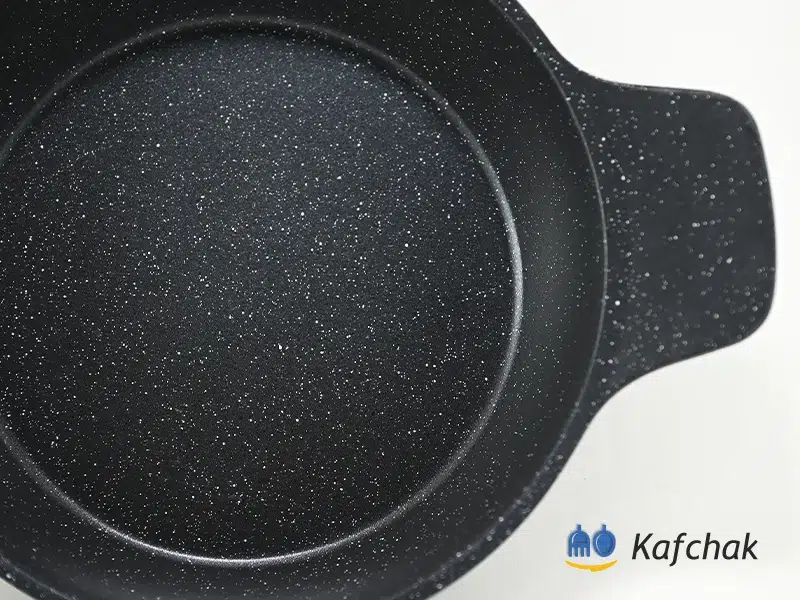 ویژگیهای قابلمه گرانیتی در فرق قابلمه چدن و گرانیت